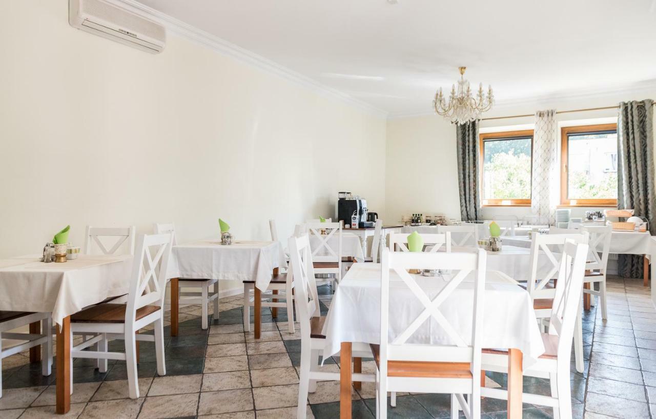 Gosciniec Witomino Acomodação com café da manhã Gdynia Exterior foto